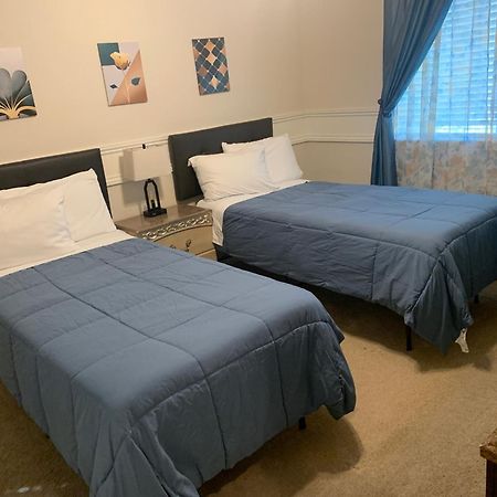 Luxhome Suites N Villa Riverside Kültér fotó