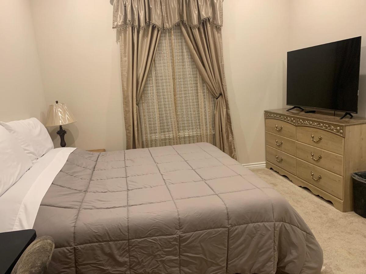 Luxhome Suites N Villa Riverside Kültér fotó