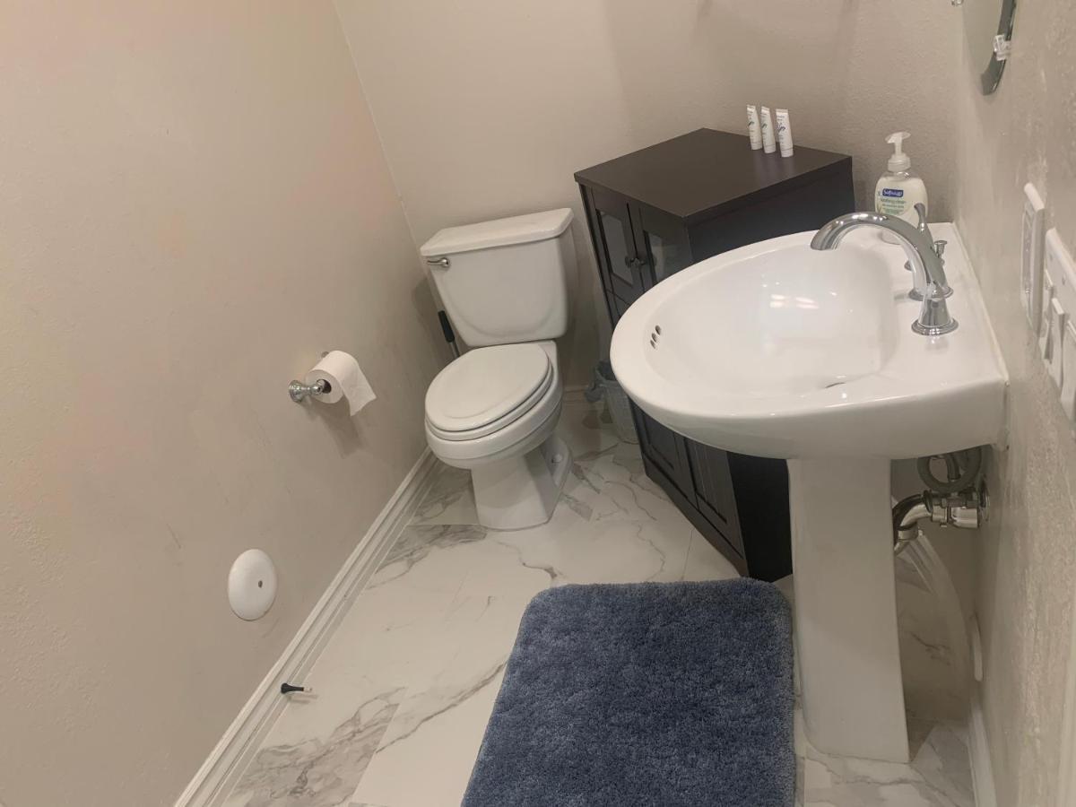 Luxhome Suites N Villa Riverside Kültér fotó