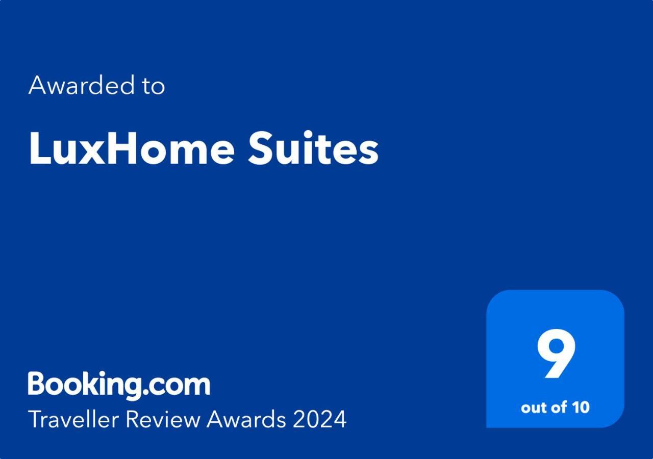 Luxhome Suites N Villa Riverside Kültér fotó